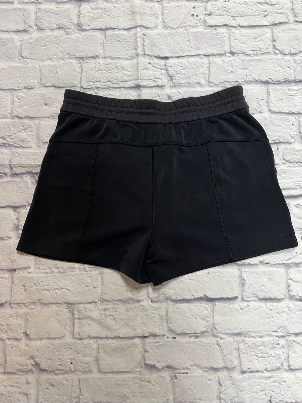 lululemon athletica Black Athletic Pull-On Shorts - Picture 3 of 3